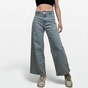 Universal Thread Sailor Wide Leg High Rise Light Wash Jeans